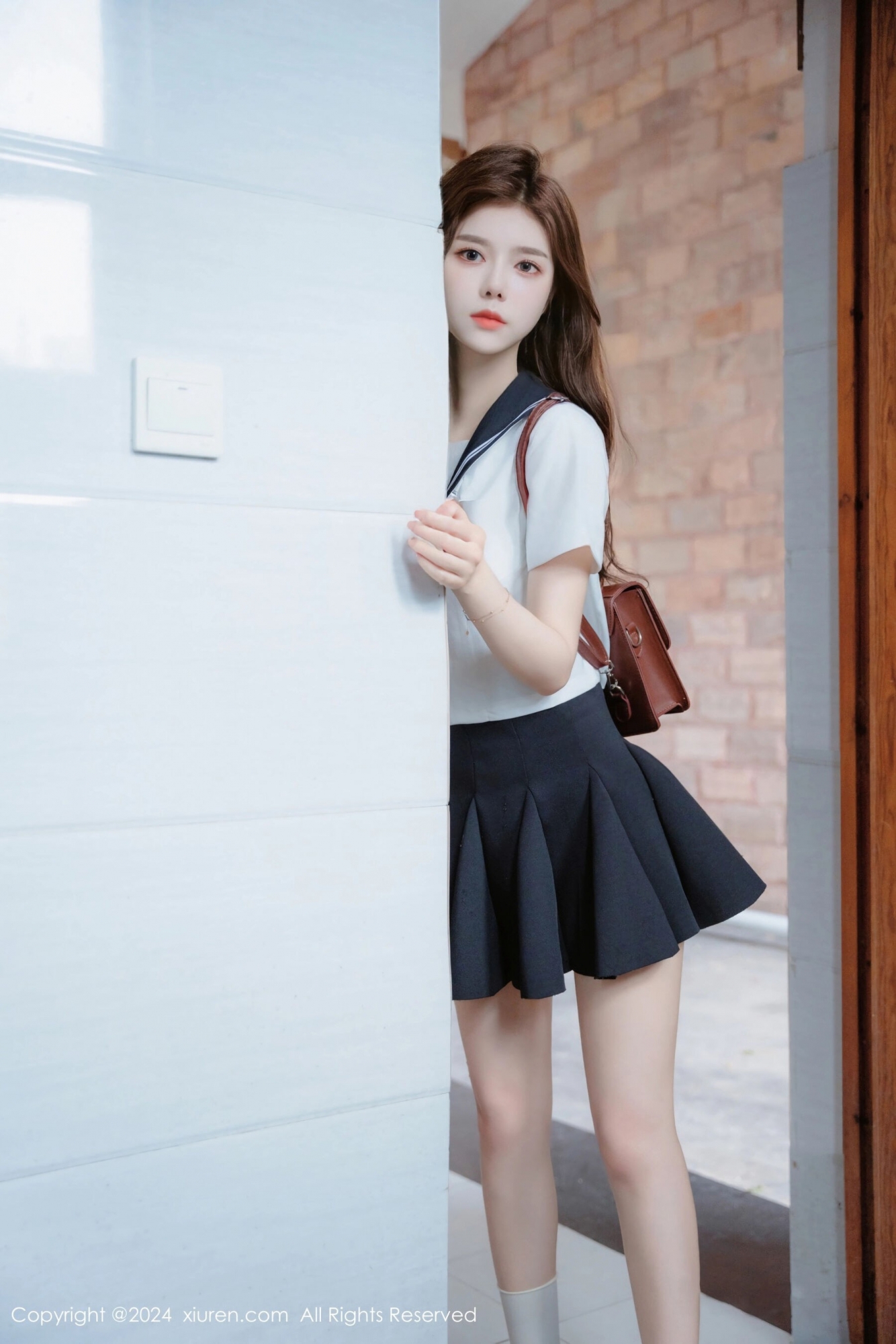 【XiuRen秀人網】20240801Vol8948拍黃瓜girl【81P】-[秀人套图]