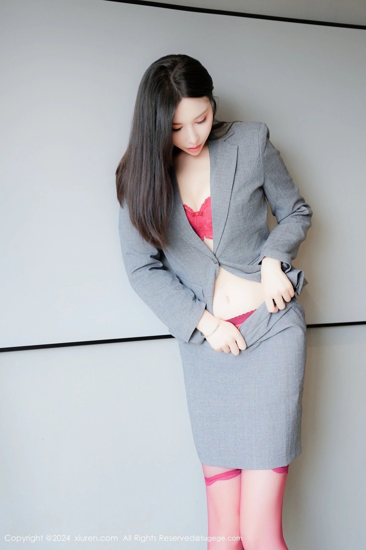 【XiuRen秀人網】20240805Vol8967曼柔【80P】-[秀人套图]