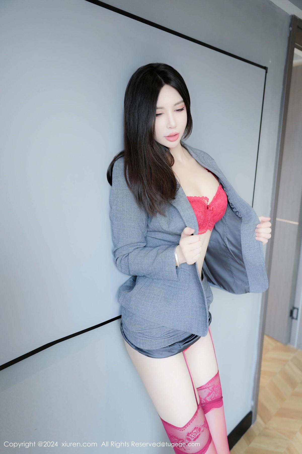 【XiuRen秀人網】20240805Vol8967曼柔【80P】-[秀人套图]