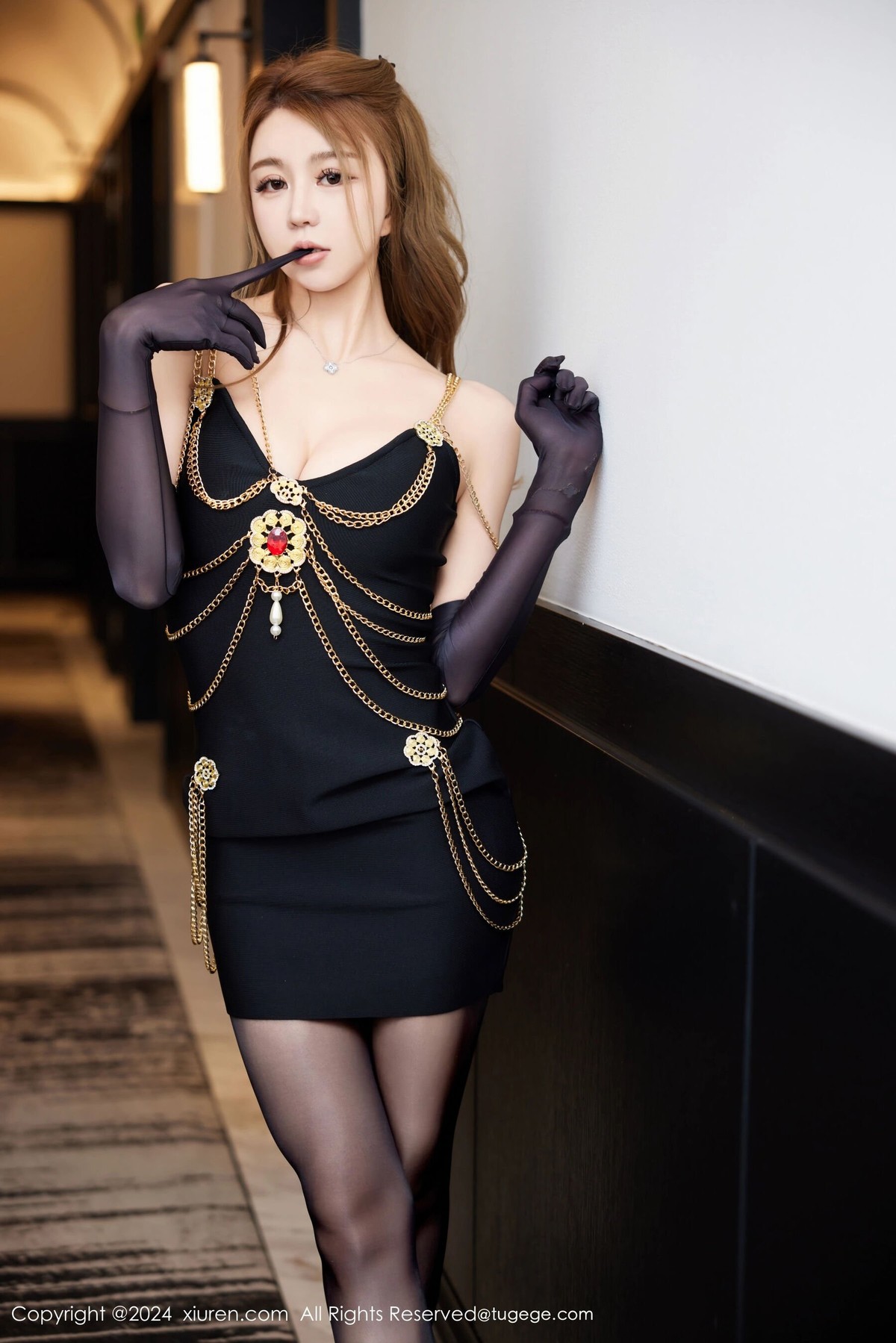 【XiuRen秀人網】20240805Vol8968Zoe柚柚【81P】-[秀人套图]