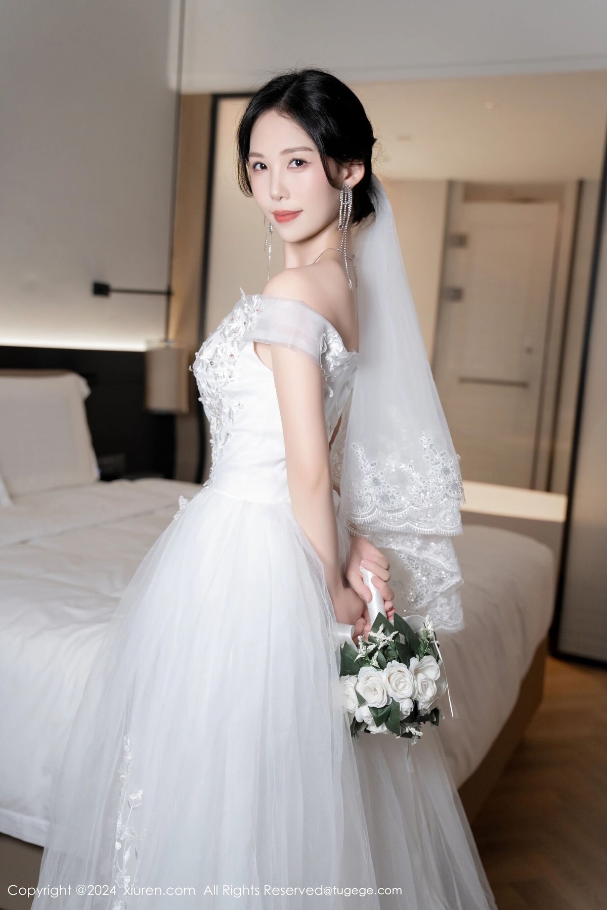 【XiuRen秀人網】20240809Vol8998利世【100P】-[秀人套图]