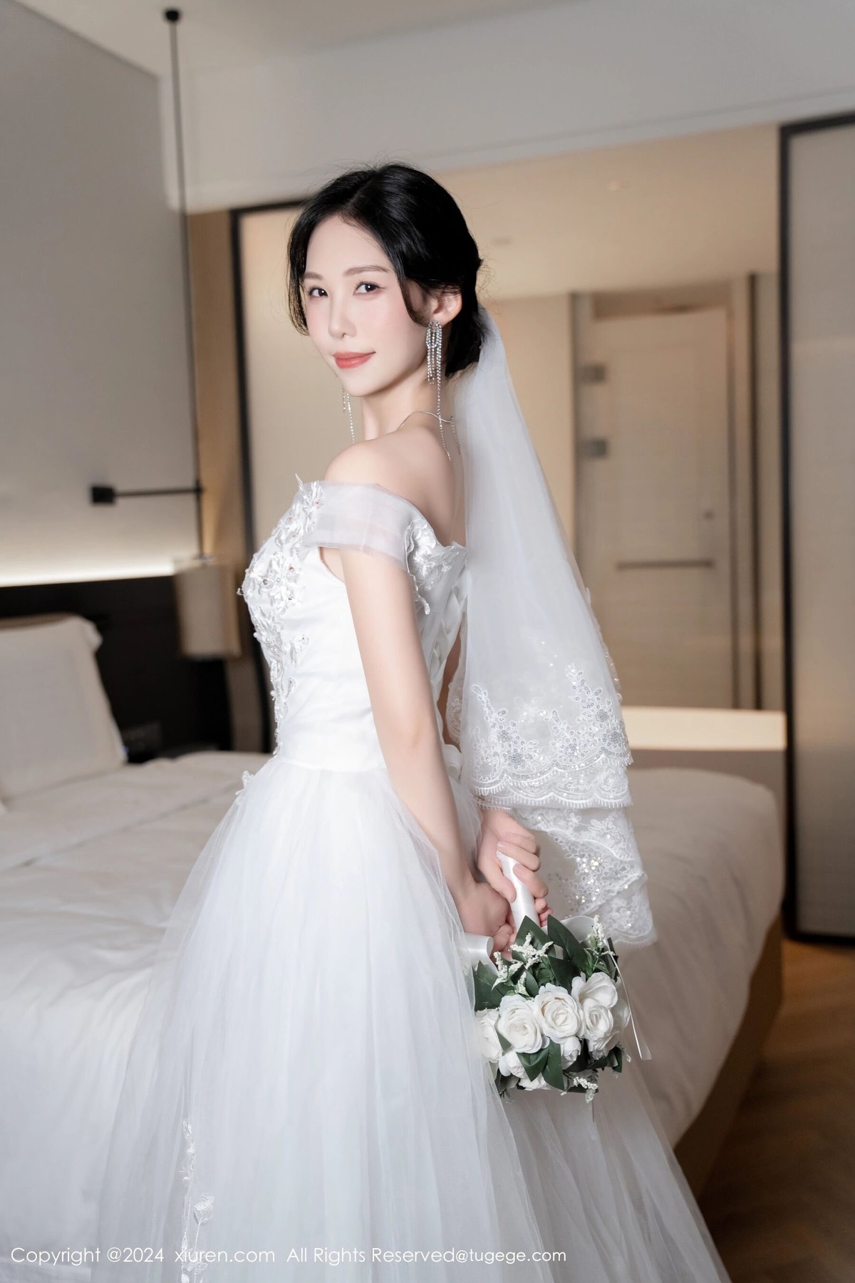 【XiuRen秀人網】20240809Vol8998利世【100P】-[秀人套图]