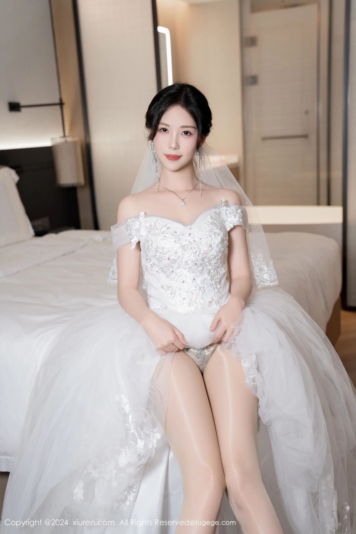 【XiuRen秀人網】20240809Vol8998利世【100P】-[秀人套图]