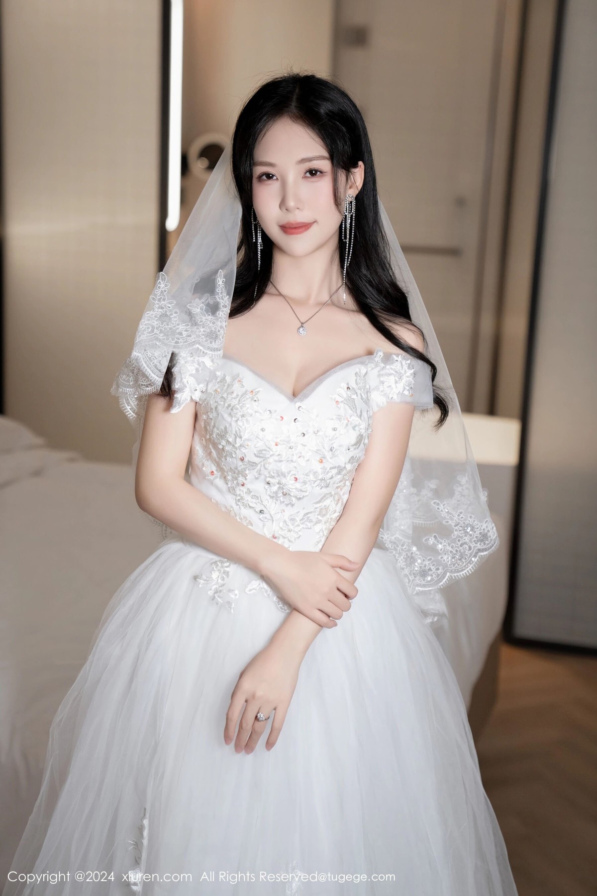 【XiuRen秀人網】20240809Vol8998利世【100P】-[秀人套图]