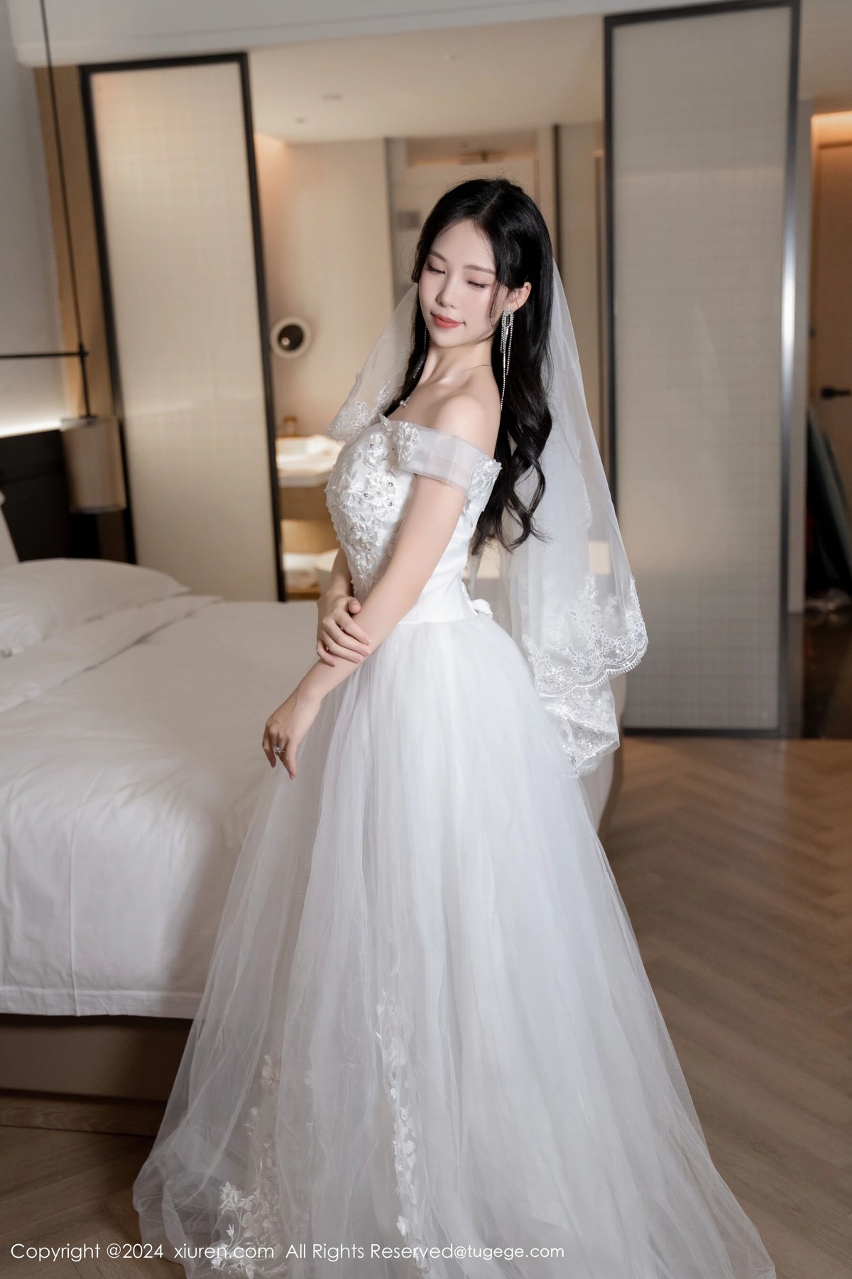 【XiuRen秀人網】20240809Vol8998利世【100P】-[秀人套图]