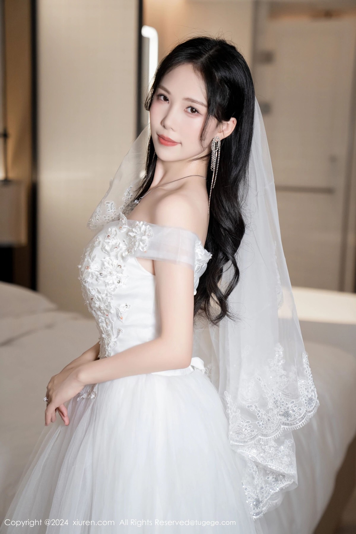 【XiuRen秀人網】20240809Vol8998利世【100P】-[秀人套图]