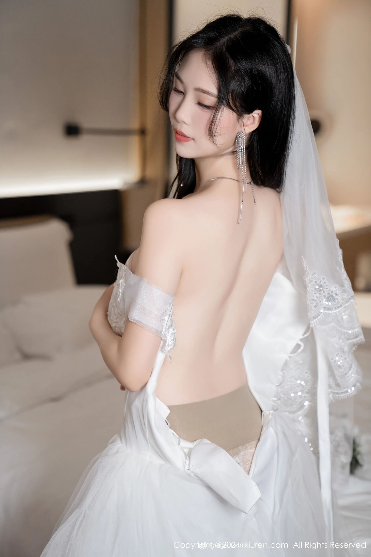 【XiuRen秀人網】20240809Vol8998利世【100P】-[秀人套图]