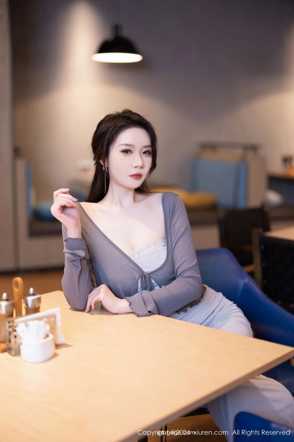 【XiuRen秀人網】20240813Vol9007夢心玥【100P】-[秀人套图]