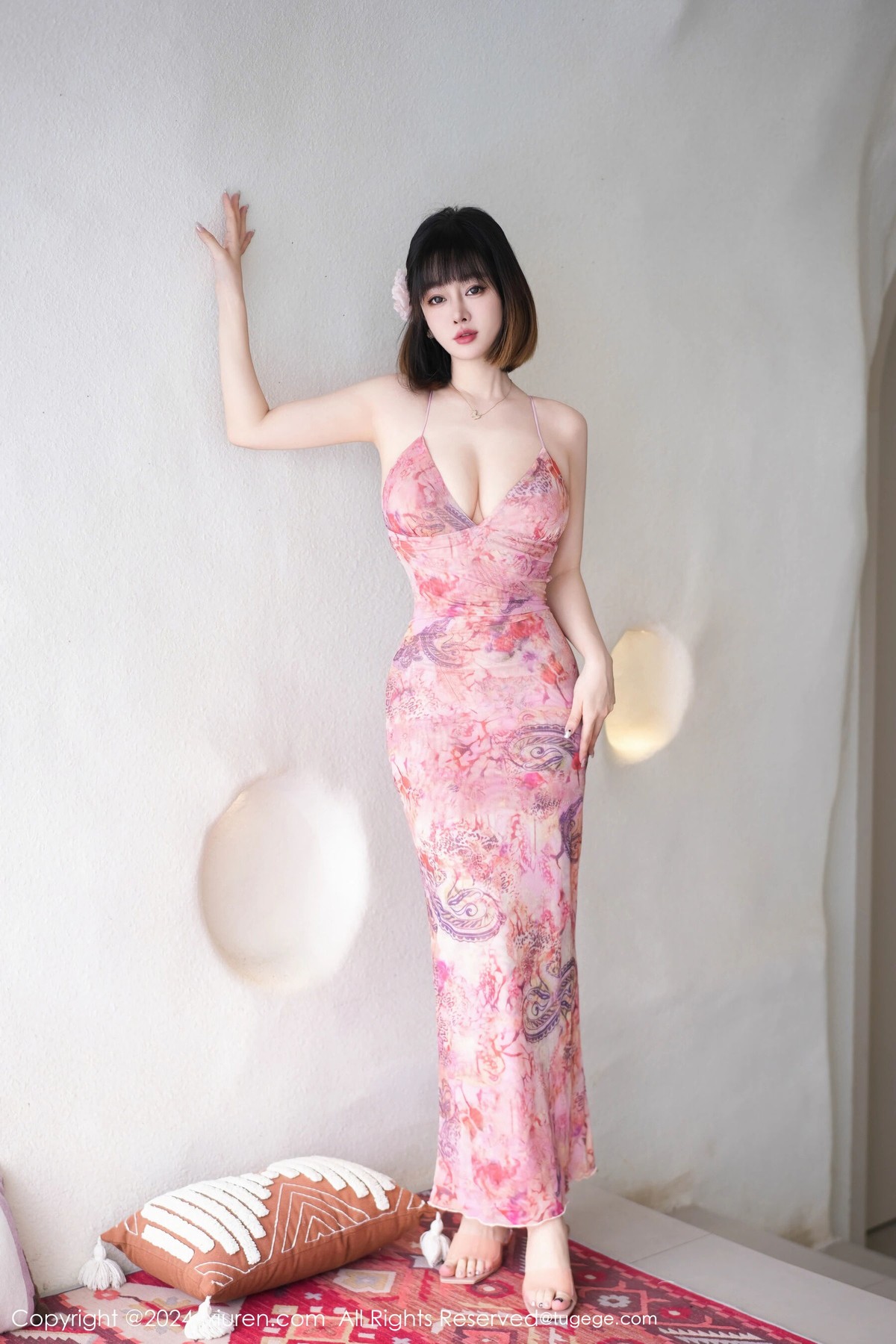 【XiuRen秀人網】20240816Vol9025王雨純【71P】-[秀人套图]