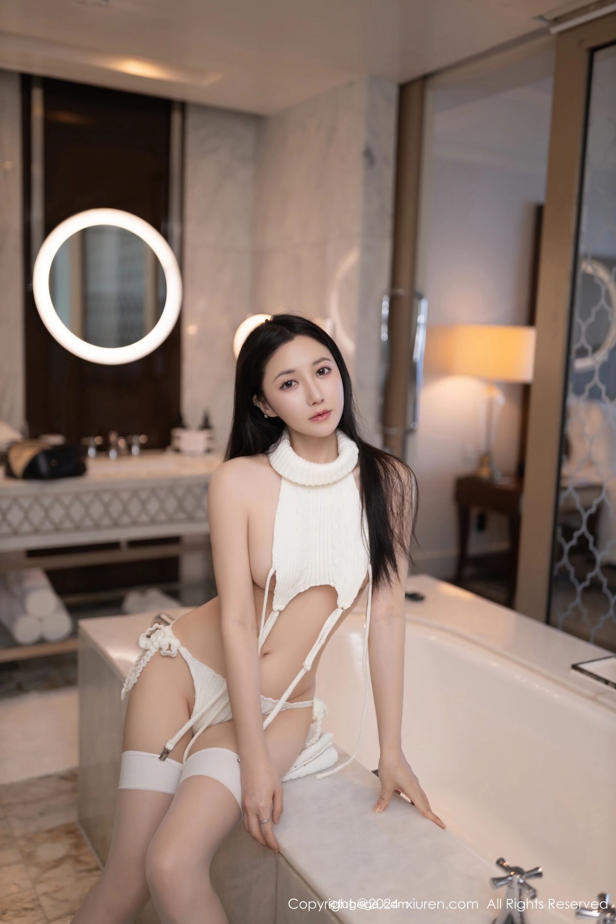 【XiuRen秀人網】20240816Vol9030魚子醬Fish【80P】-[秀人套图]