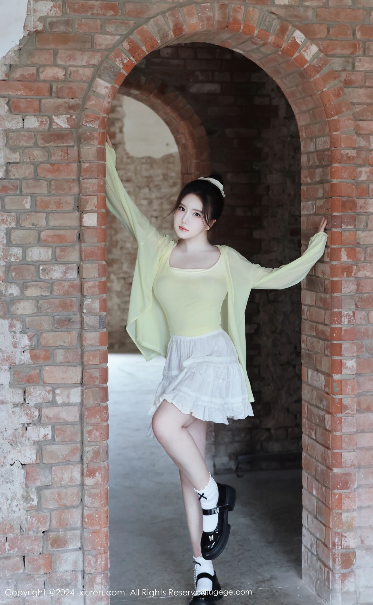 【XiuRen秀人網】20240816Vol9024小薯條nienie【89P】-[秀人套图]