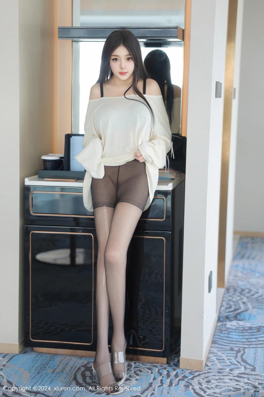 【XiuRen秀人網】20240830Vol9089柚柚小奶瓶【81P】-[秀人套图]