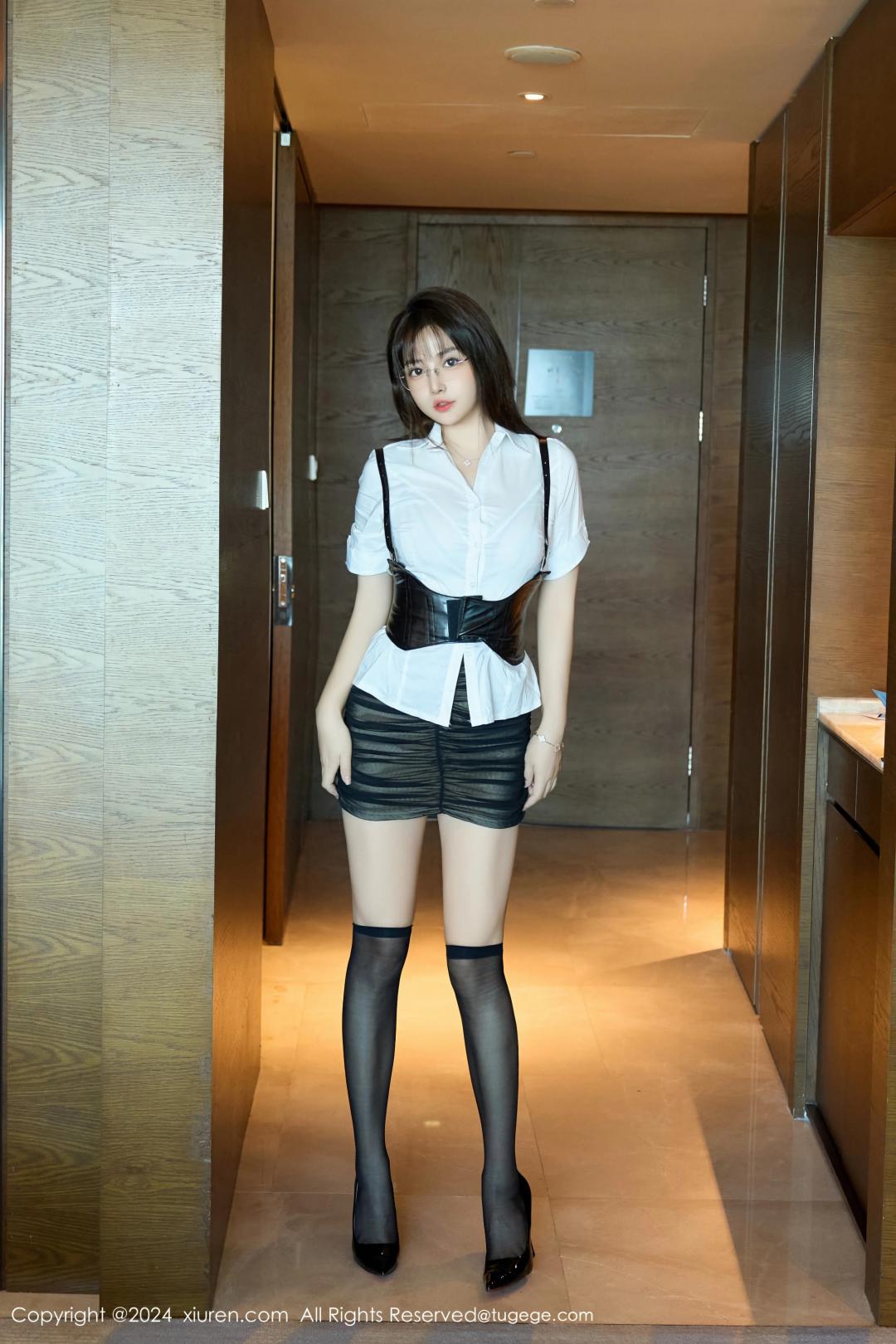 【XiuRen秀人網】20240903Vol9104養樂多Doll【51P】-[秀人套图]