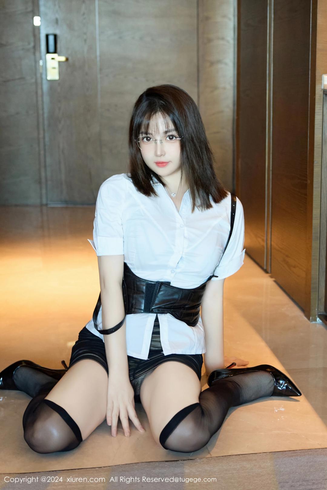 【XiuRen秀人網】20240903Vol9104養樂多Doll【51P】-[秀人套图]