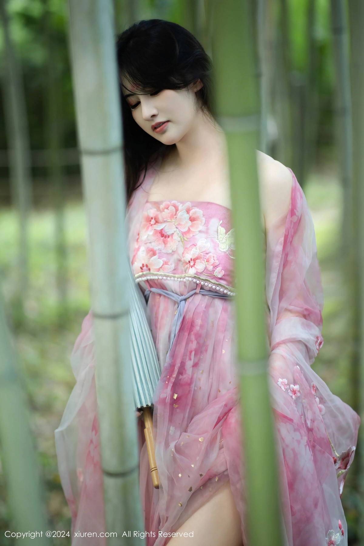 【XiuRen秀人網】20240902Vol9100詩詩kiki【70P】-[秀人套图]