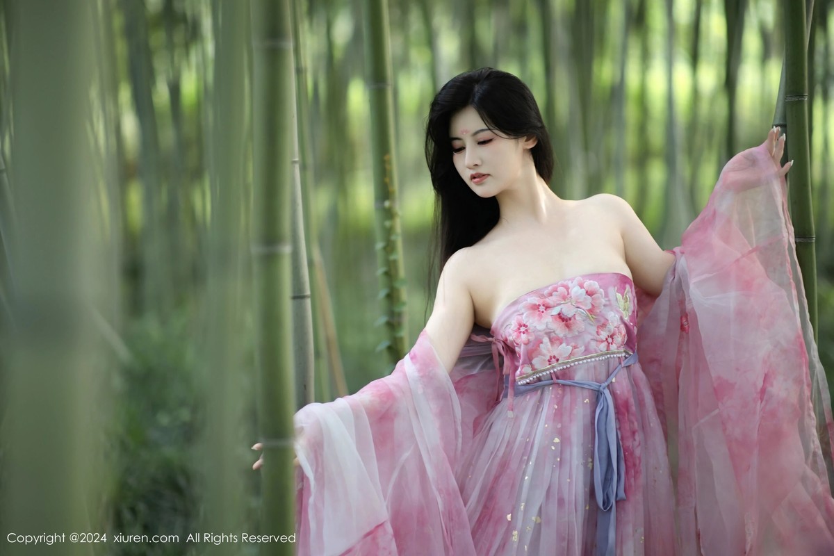 【XiuRen秀人網】20240902Vol9100詩詩kiki【70P】-[秀人套图]