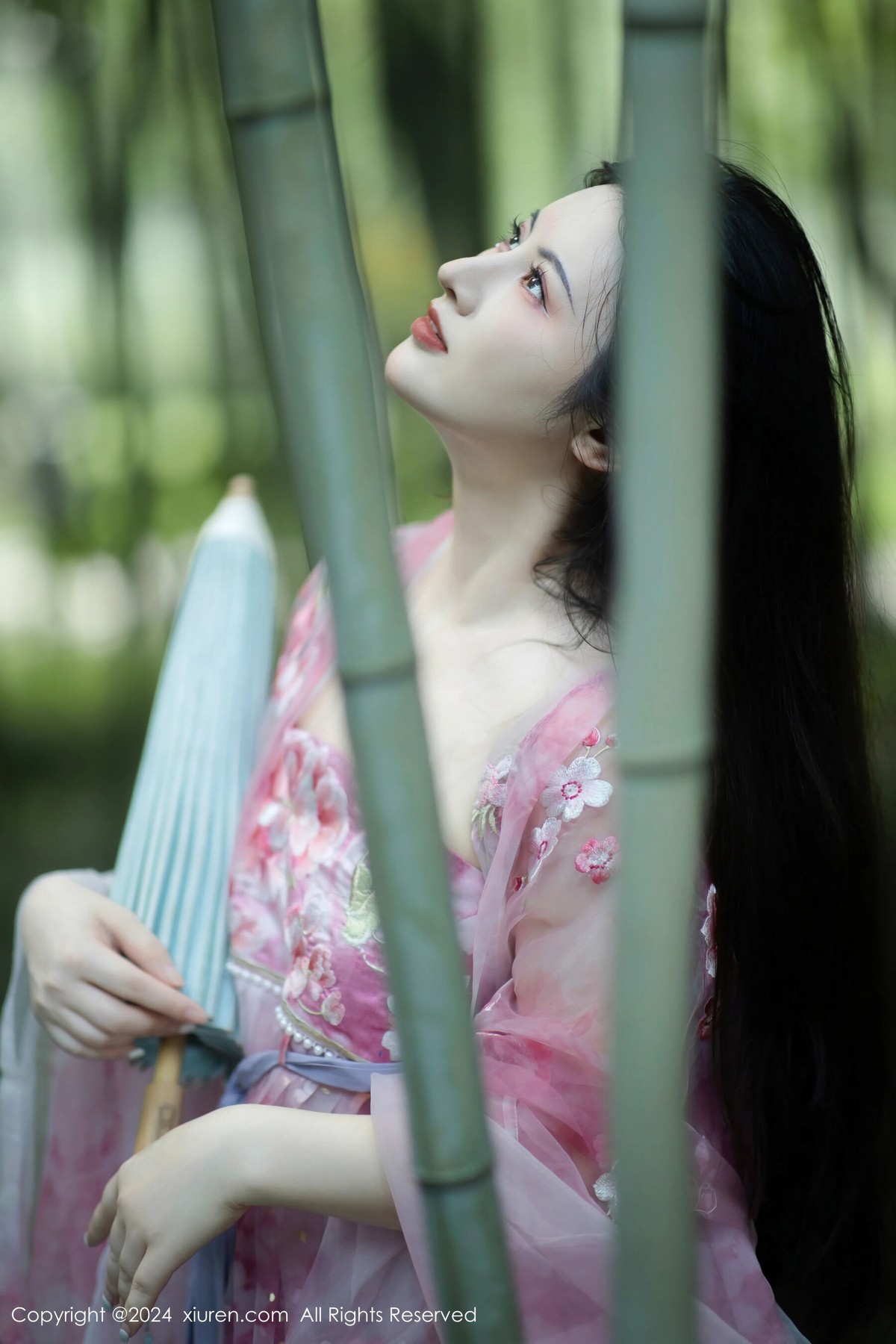 【XiuRen秀人網】20240902Vol9100詩詩kiki【70P】-[秀人套图]