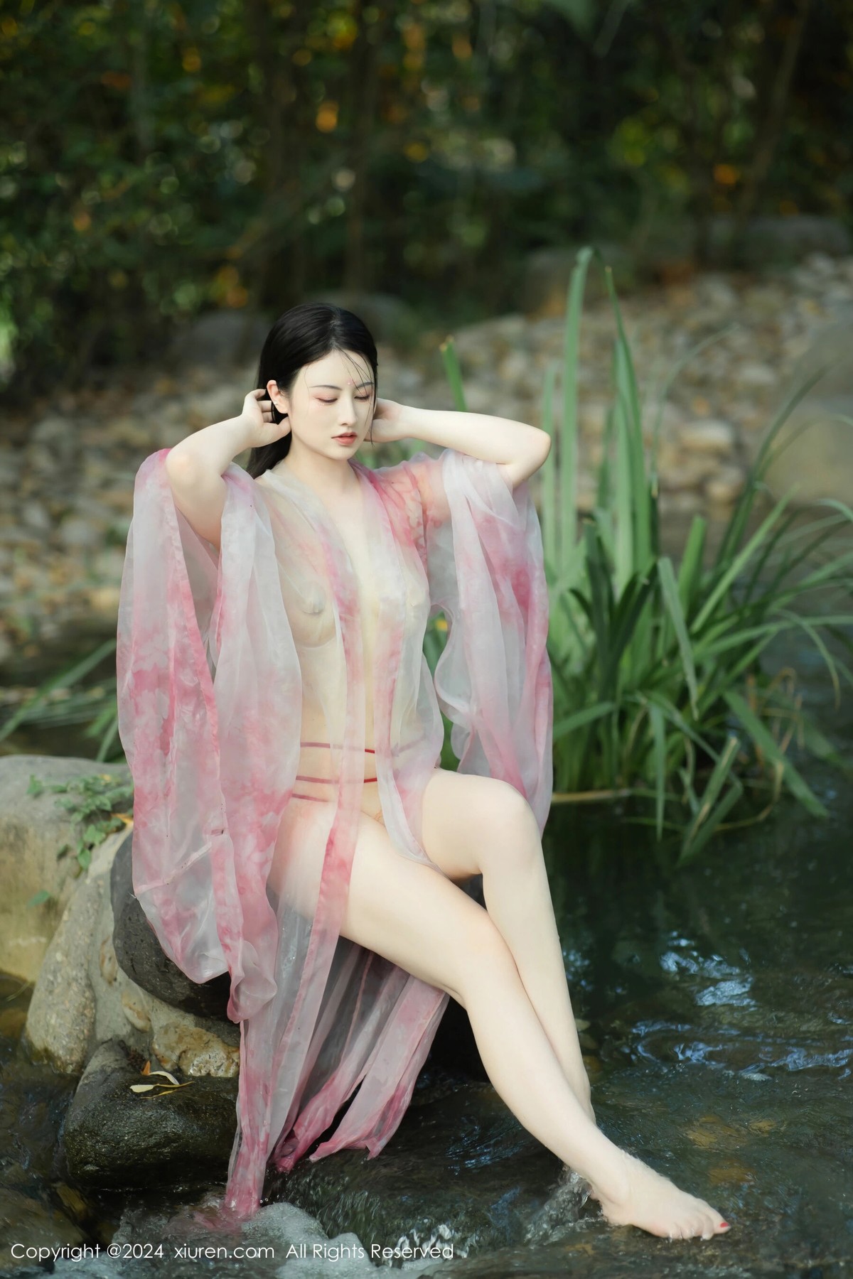 【XiuRen秀人網】20240902Vol9100詩詩kiki【70P】-[秀人套图]