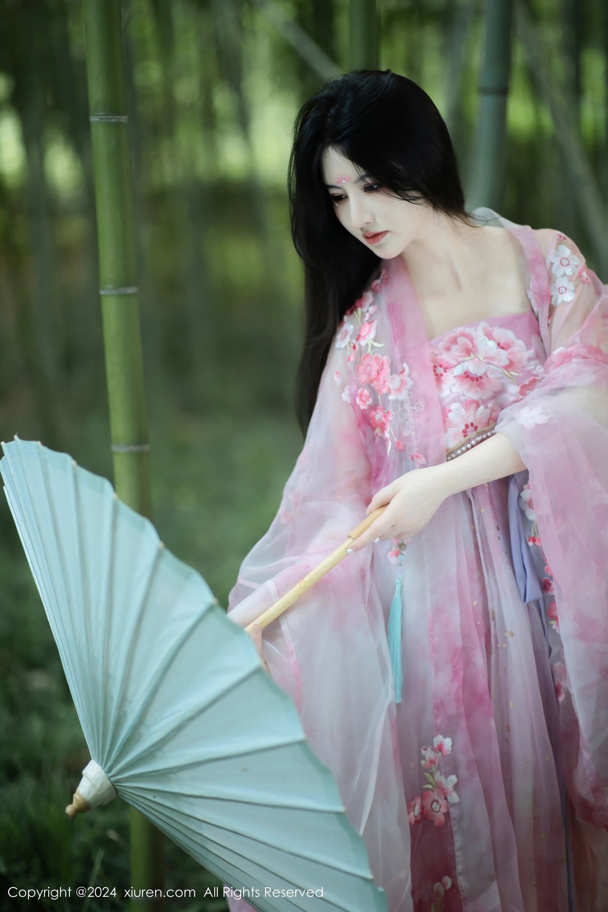 【XiuRen秀人網】20240902Vol9100詩詩kiki【70P】-[秀人套图]