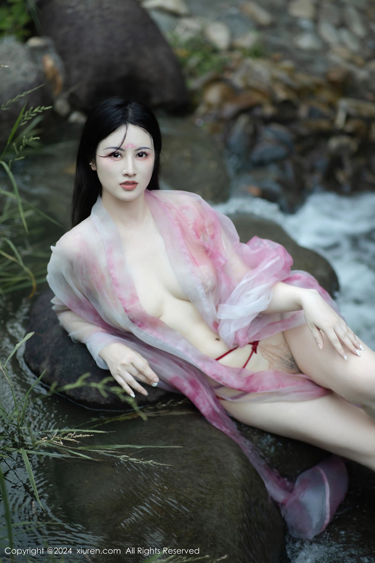 【XiuRen秀人網】20240902Vol9100詩詩kiki【70P】-[秀人套图]