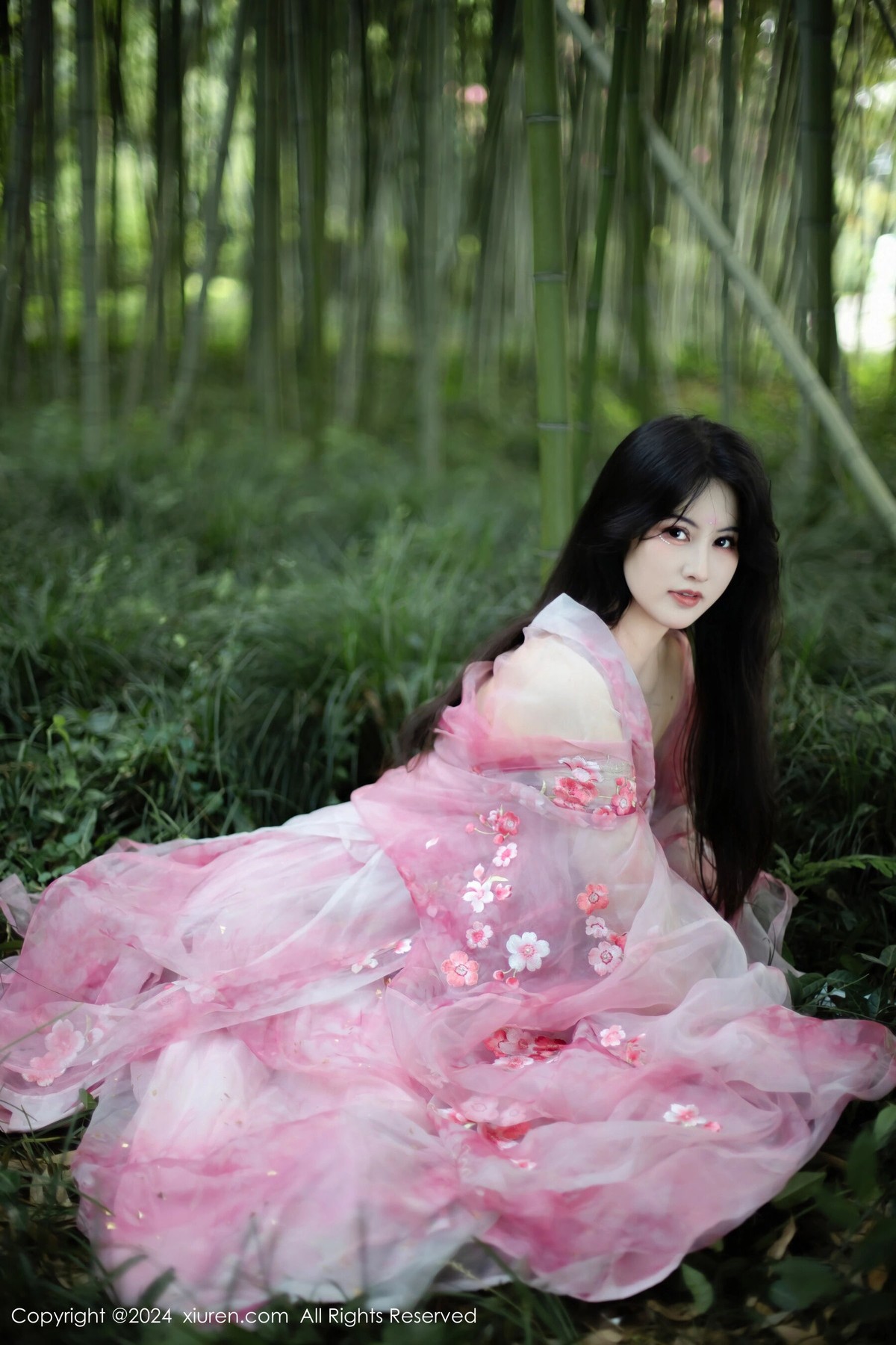 【XiuRen秀人網】20240902Vol9100詩詩kiki【70P】-[秀人套图]