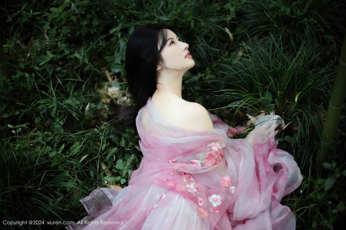 【XiuRen秀人網】20240902Vol9100詩詩kiki【70P】-[秀人套图]
