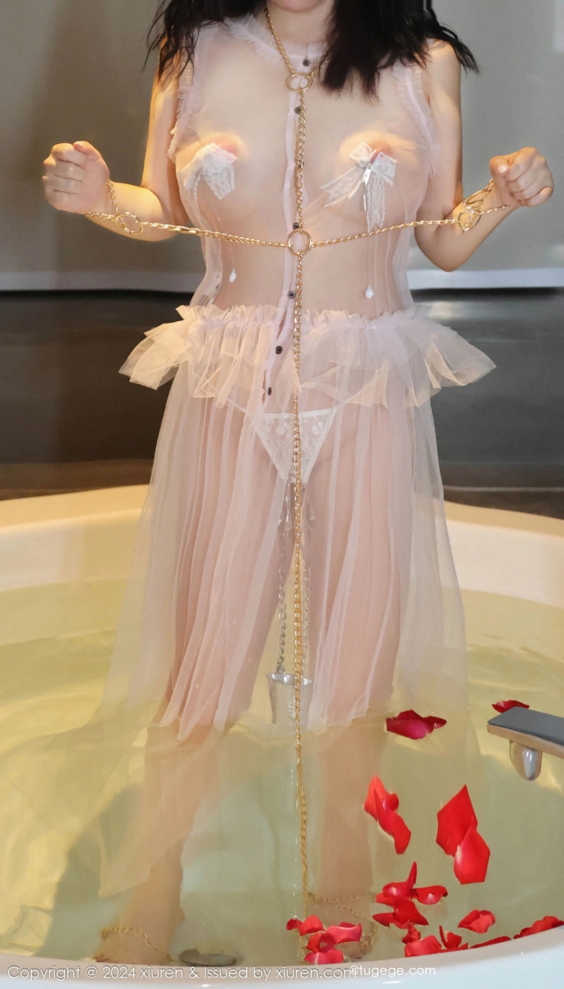 【XiuRen秀人網】20240914Vol9164小薯條nienie【87P】-[秀人套图]