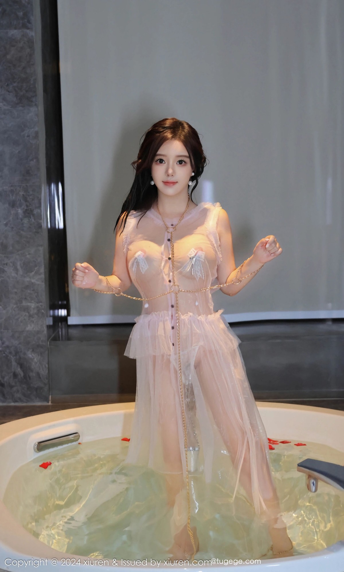 【XiuRen秀人網】20240914Vol9164小薯條nienie【87P】-[秀人套图]