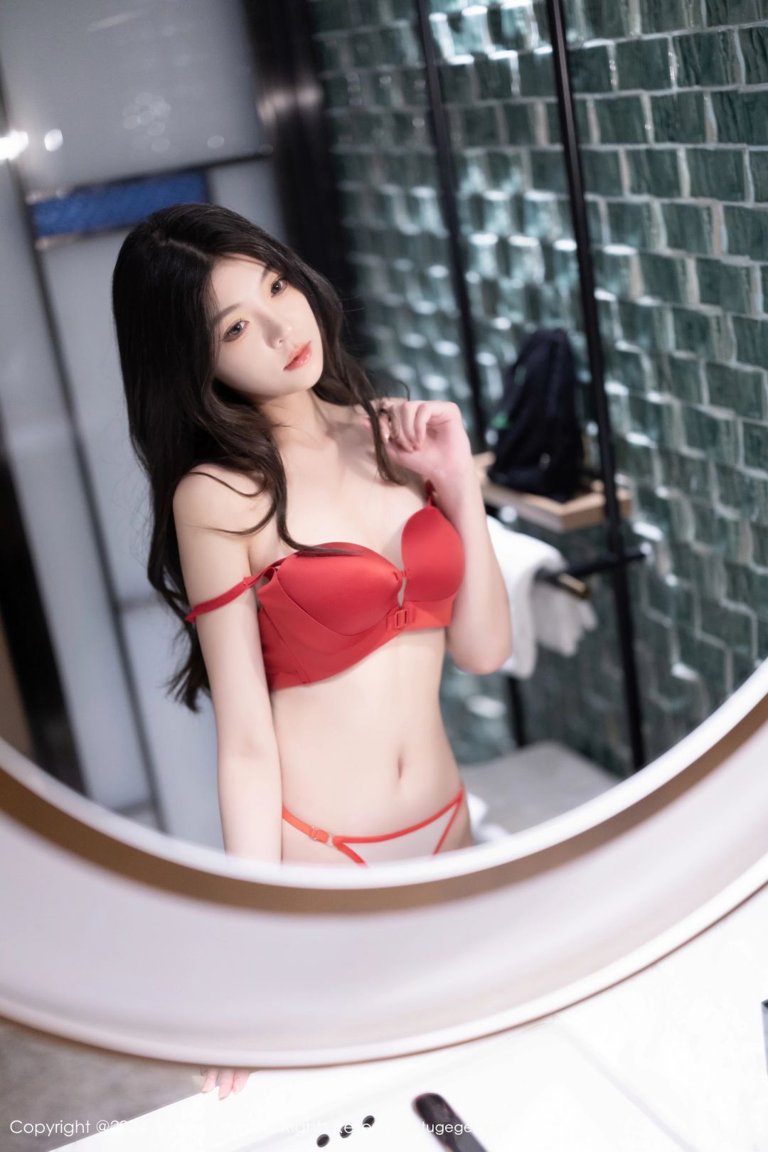 【XiuRen秀人網】20240918Vol9169初夢瑤【80P】-[秀人套图]