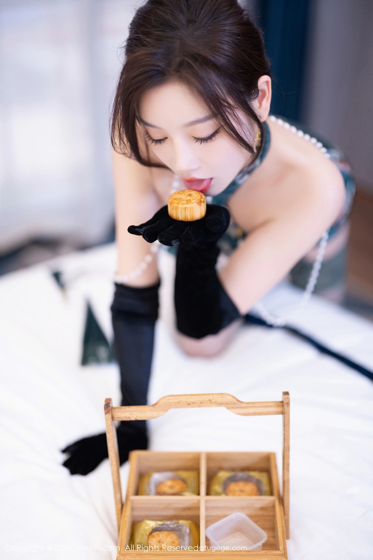 【XiuRen秀人網】20240914Vol9165楊晨晨Yome【83P】-[秀人套图]