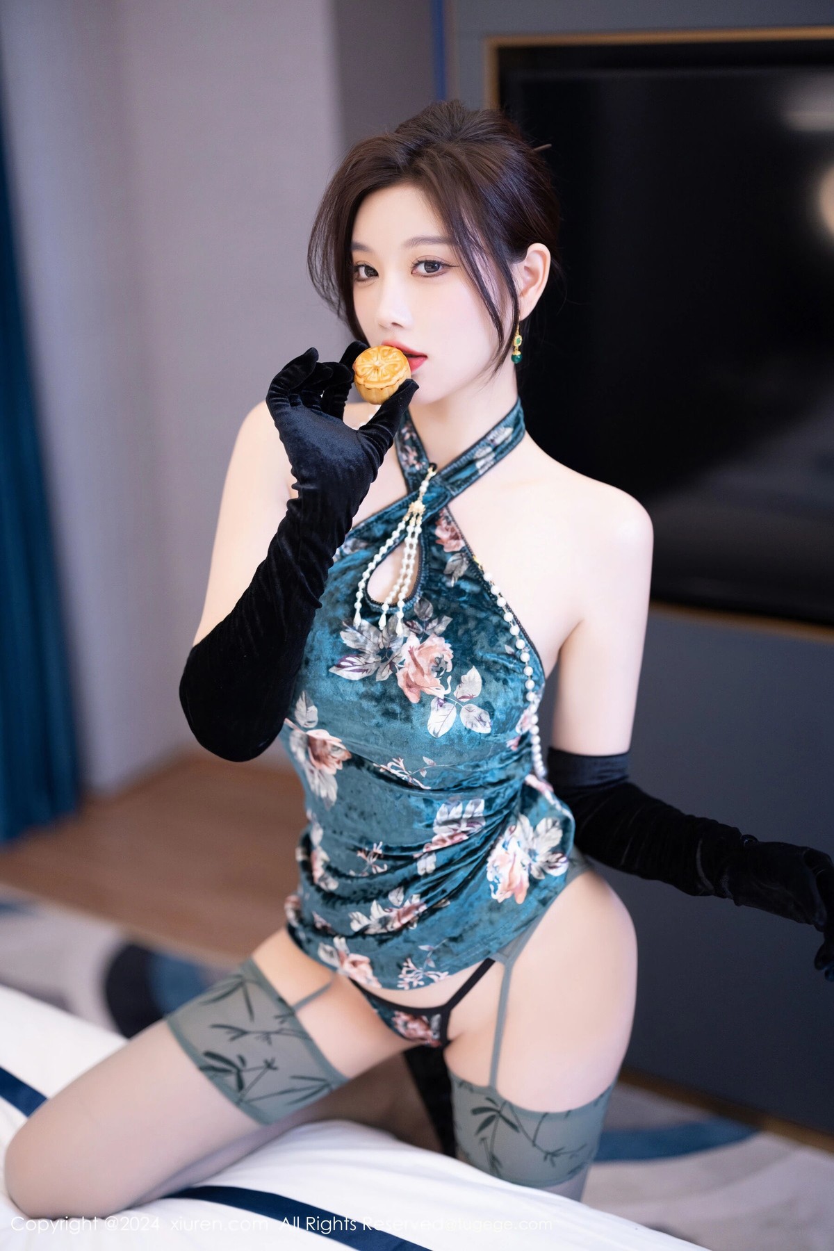 【XiuRen秀人網】20240914Vol9165楊晨晨Yome【83P】-[秀人套图]