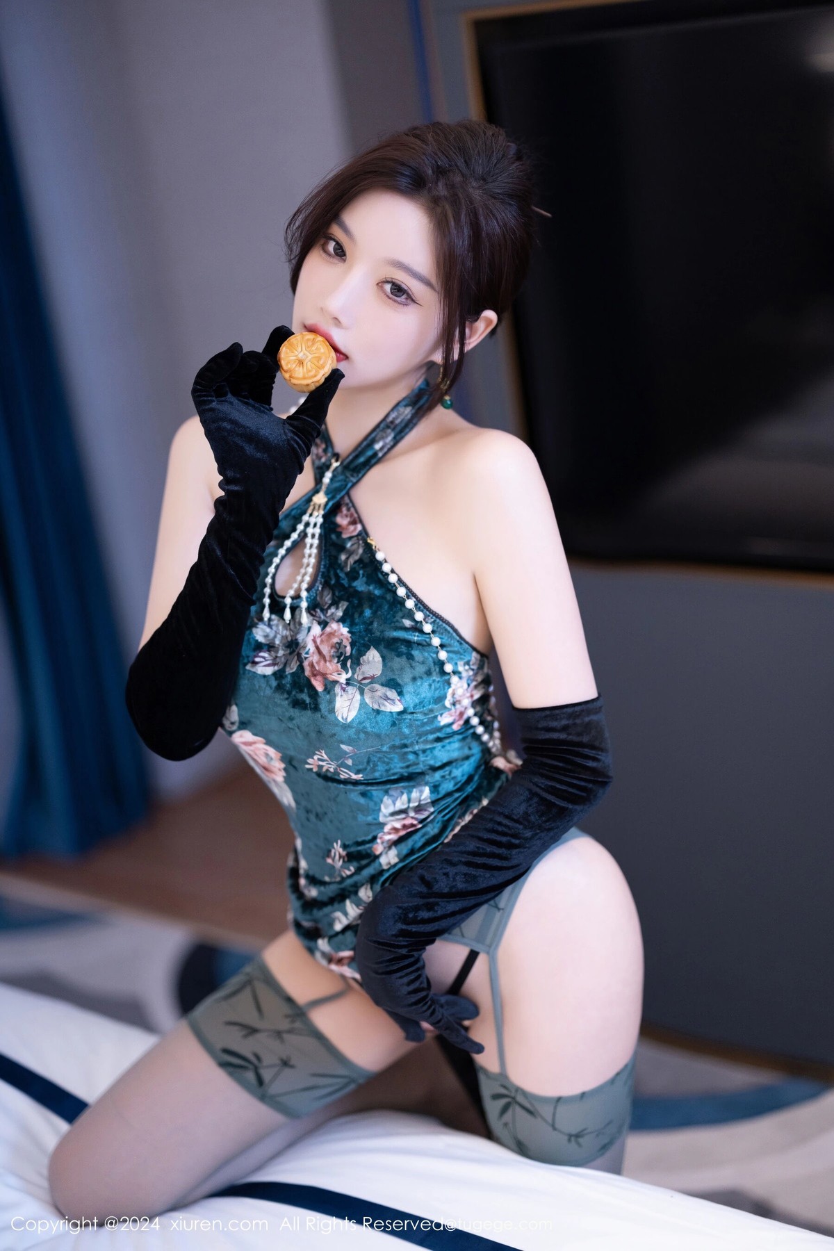 【XiuRen秀人網】20240914Vol9165楊晨晨Yome【83P】-[秀人套图]