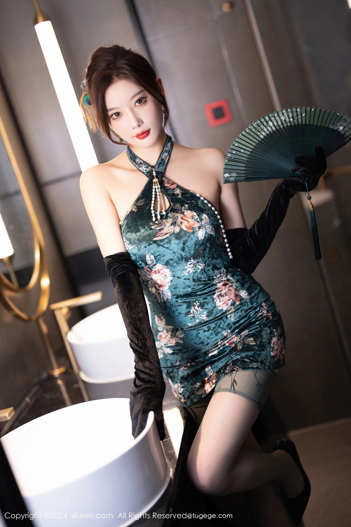 【XiuRen秀人網】20240914Vol9165楊晨晨Yome【83P】-[秀人套图]