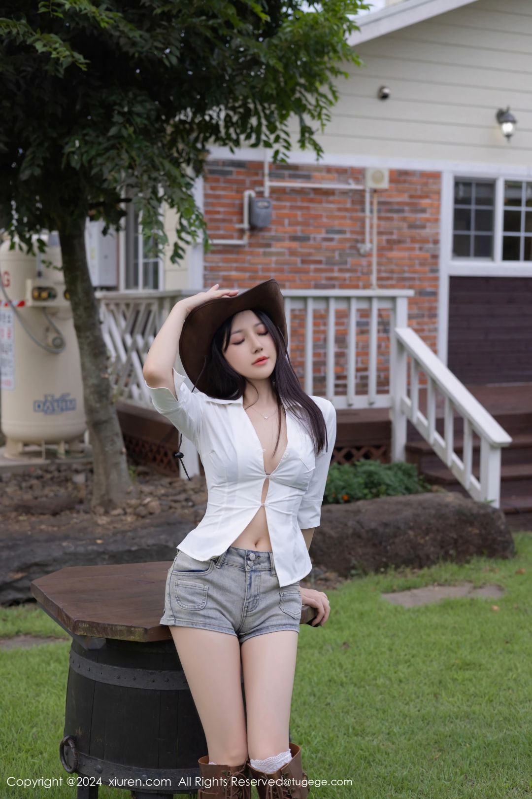 【XiuRen秀人網】20240914Vol9166魚子醬Fish【80P】-[秀人套图]