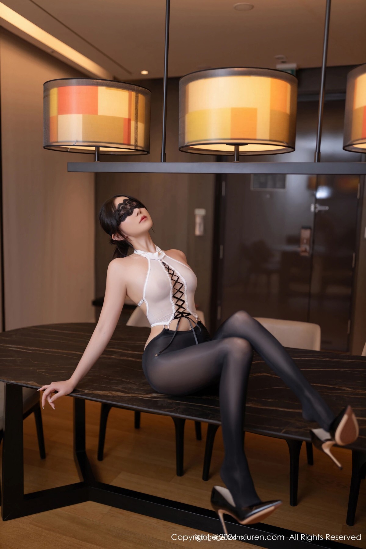 【XiuRen秀人網】20240920Vol9189魚子醬Fish【82P】-[秀人套图]