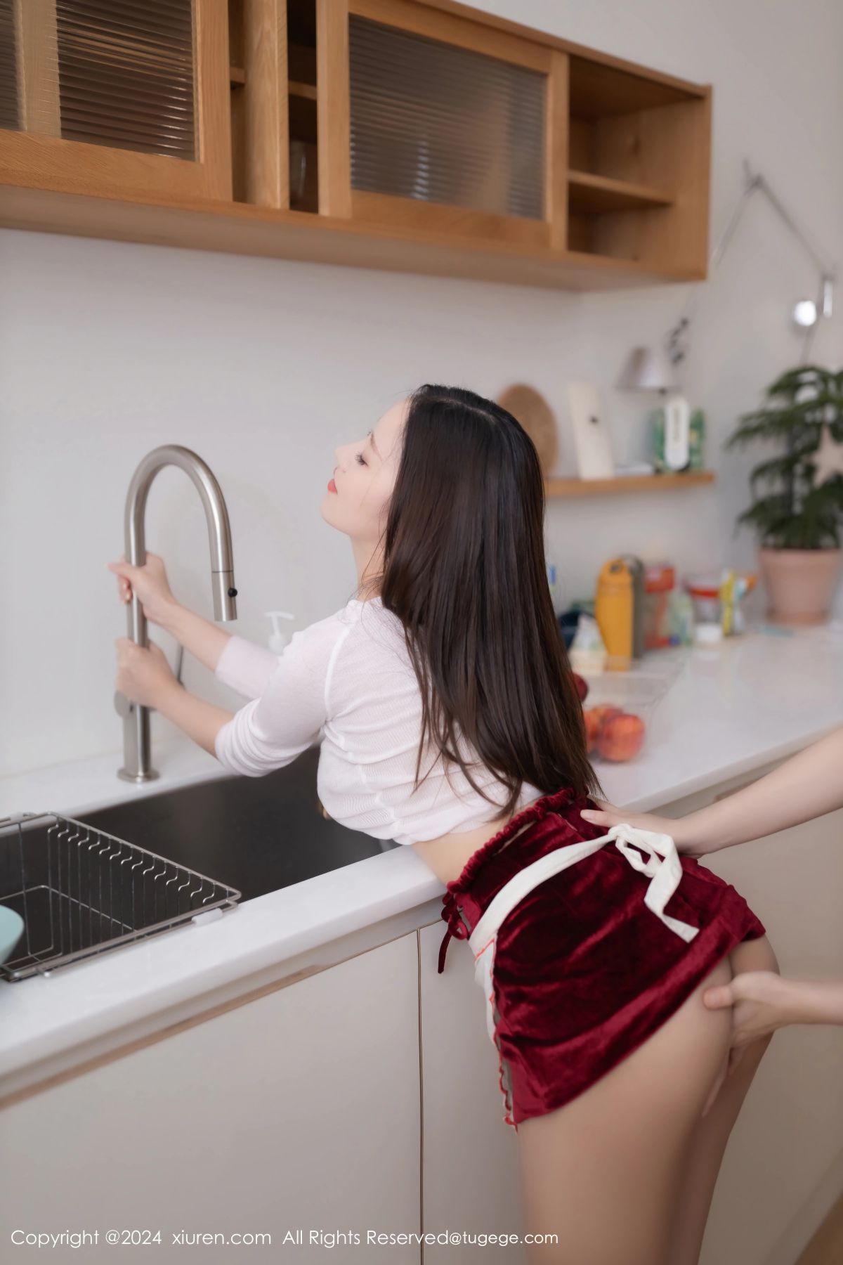 【XiuRen秀人網】20241009Vol9255杏子Yada【82P】-[秀人套图]