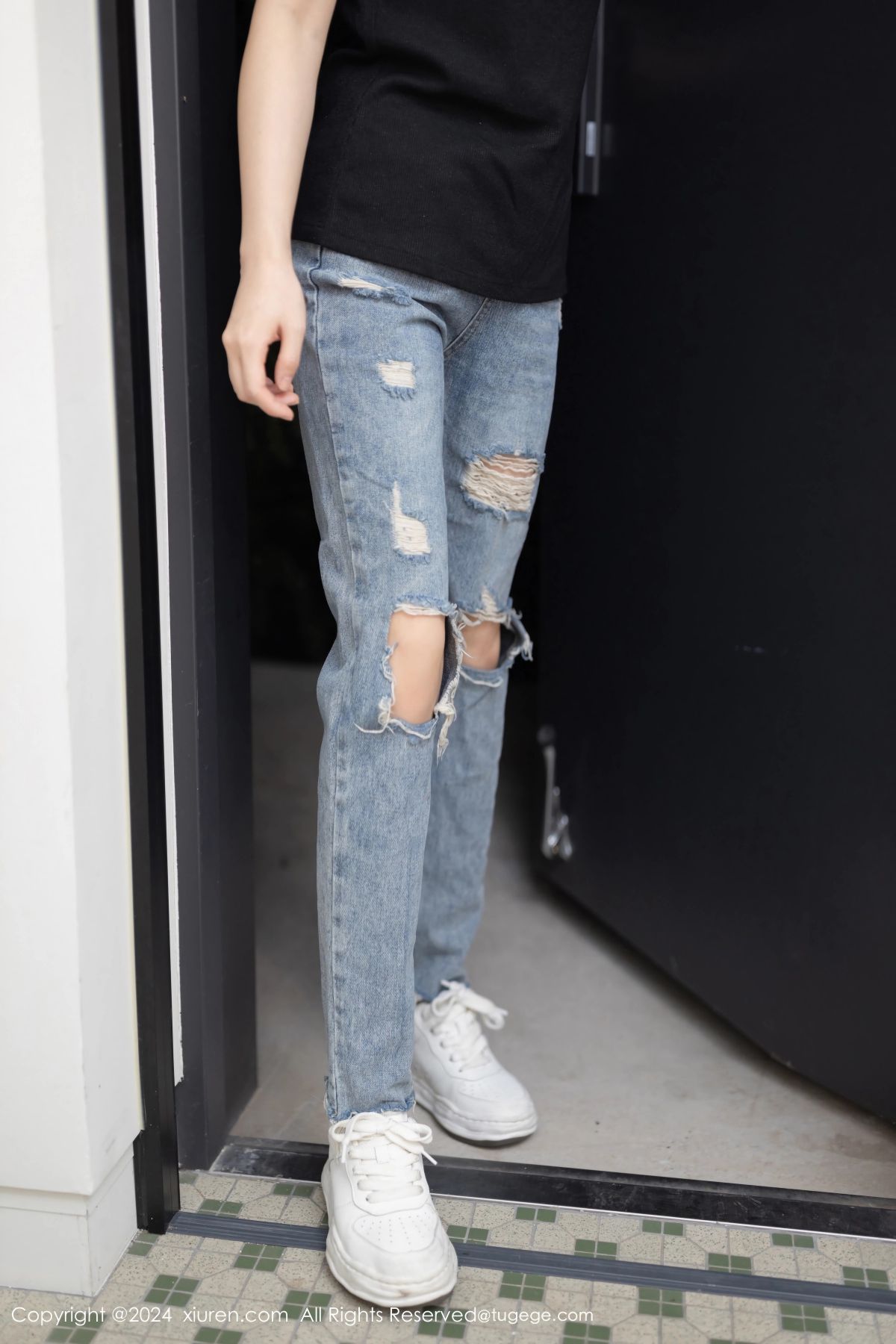 【XiuRen秀人網】20241009Vol9255杏子Yada【82P】-[秀人套图]