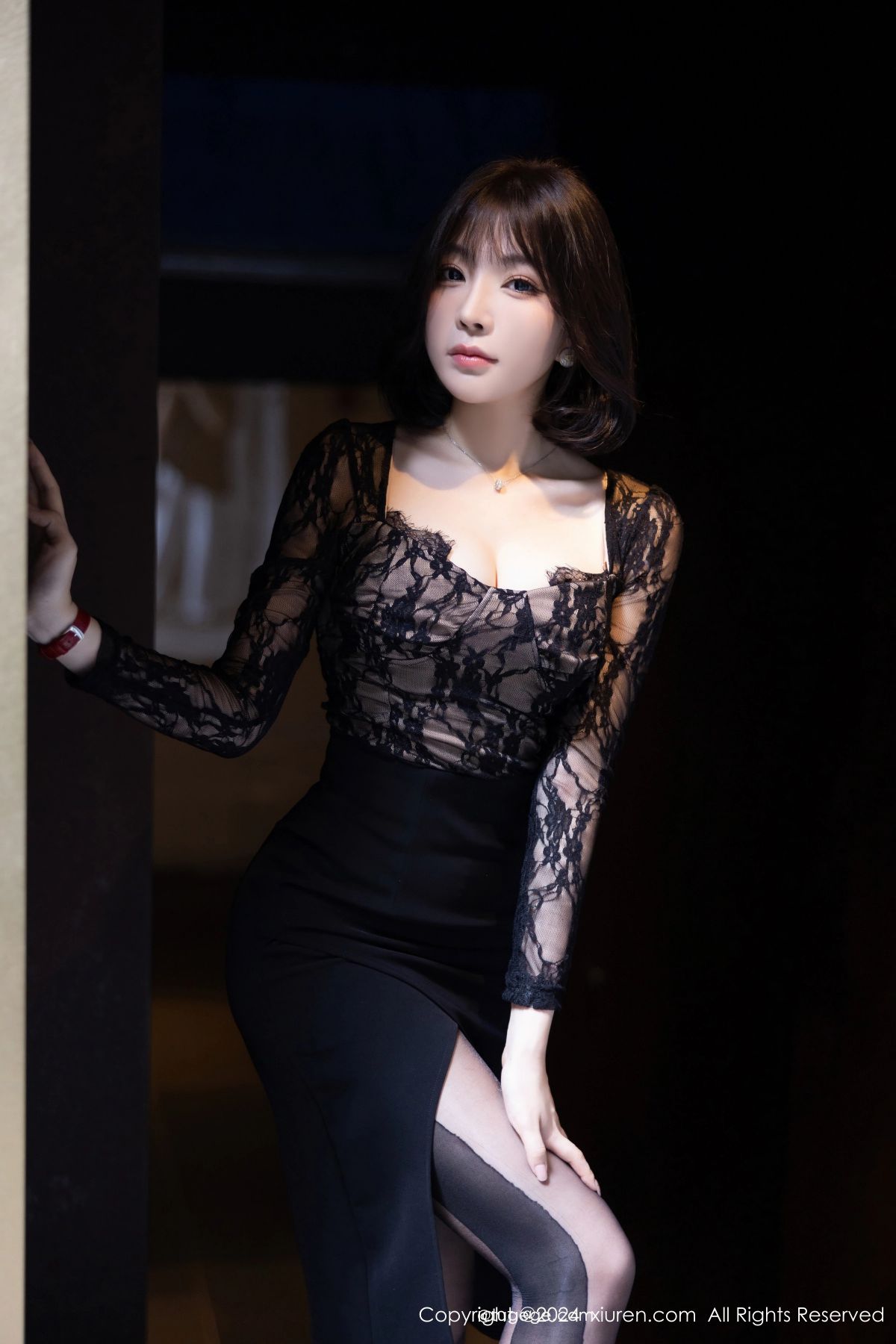 【XIUREN秀人網】20241009Vol9257徐莉芝Booty【94P】-[秀人套图]