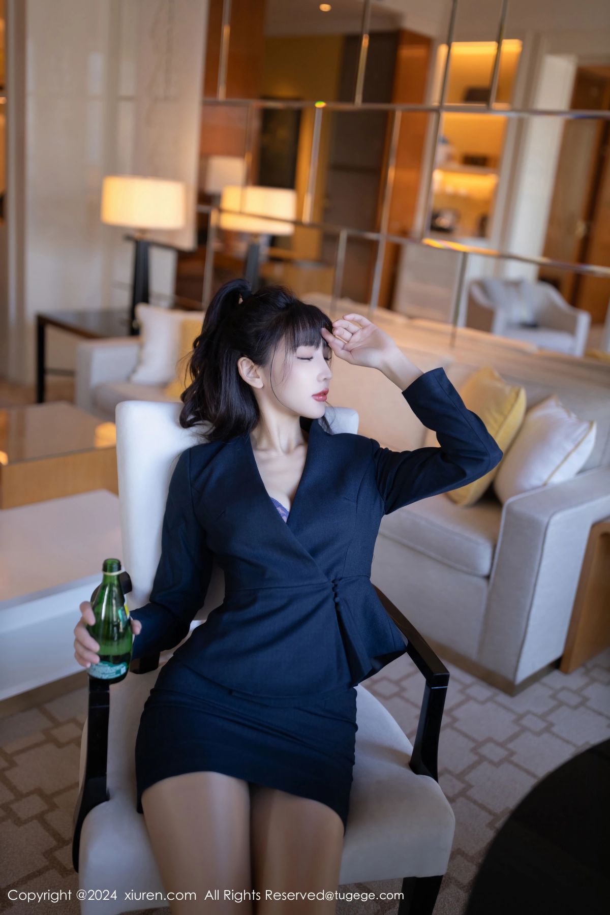 【XIUREN秀人網】20241010Vol9263陸萱萱【80P】-[秀人套图]