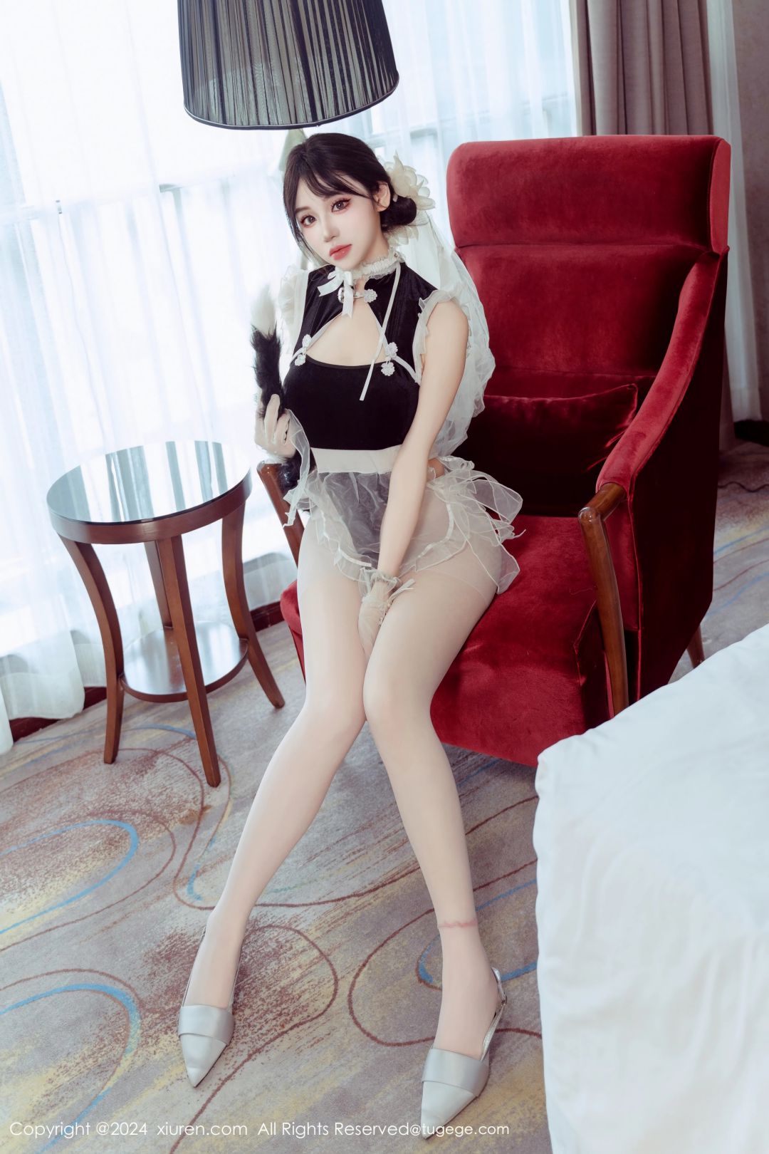 【XiuRen秀人網】20240924Vol9197汐汐愛吃草莓【80P】-[秀人套图]