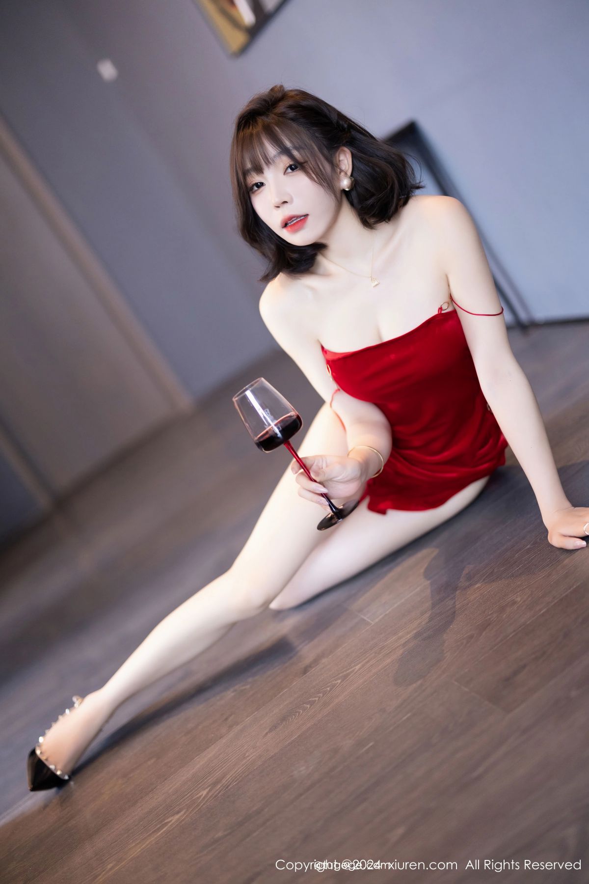 【XiuRen秀人網】20240929Vol9229徐莉芝Booty【90P】-[秀人套图]