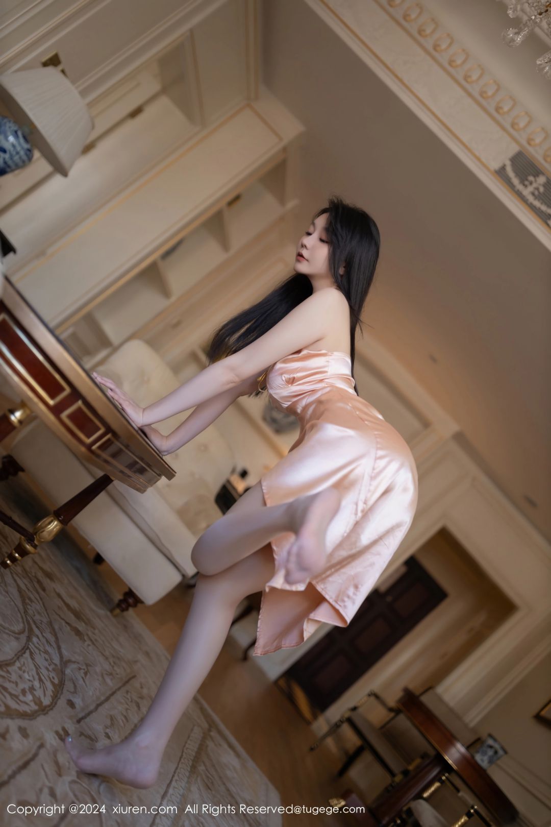 【XiuRen秀人網】20240927Vol9223安然anran【80P】-[秀人套图]