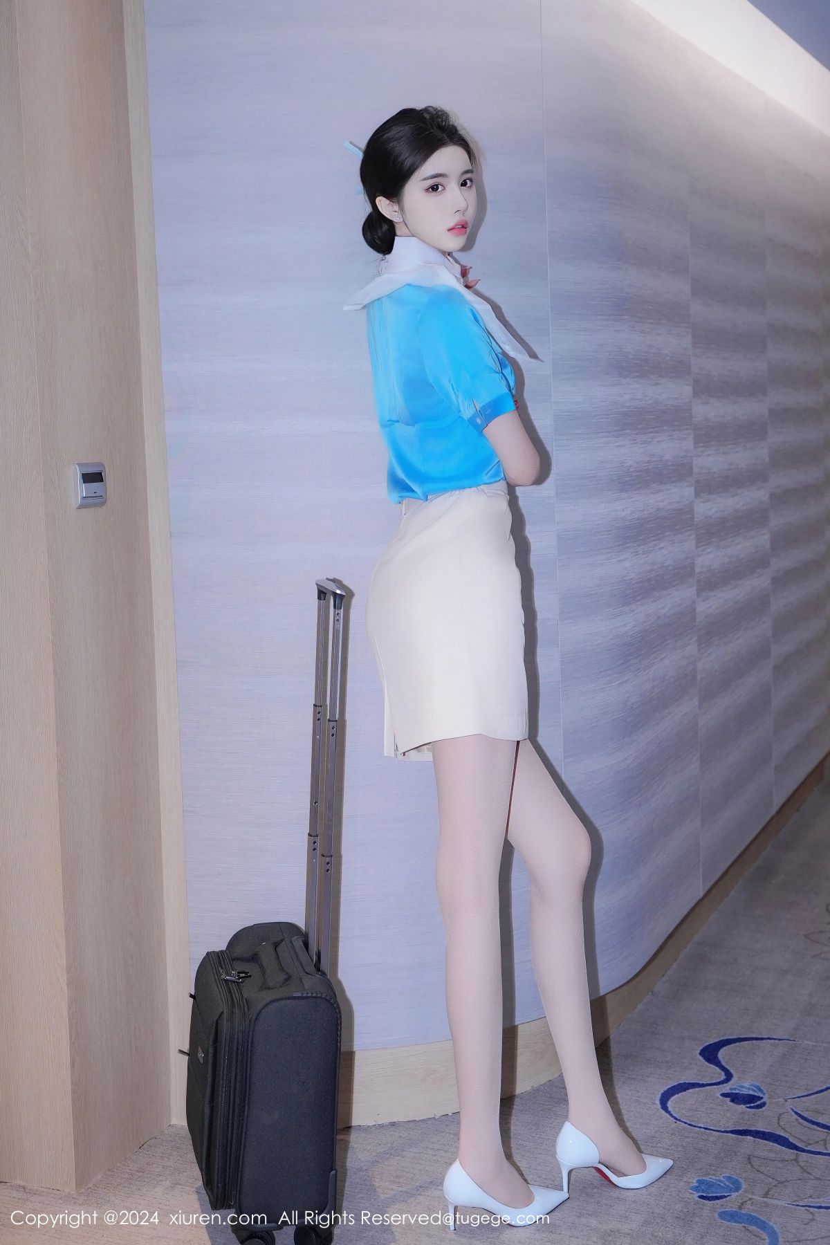 【XIUREN秀人網】20241011Vol9269Erikaki【82P】-[秀人套图]