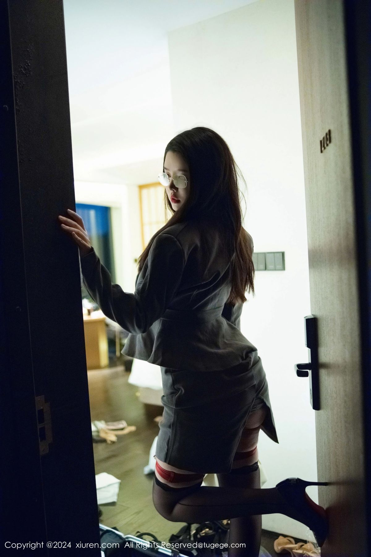 【XIUREN秀人網】20241015Vol9287櫻桃小犢子【47P】-[秀人套图]