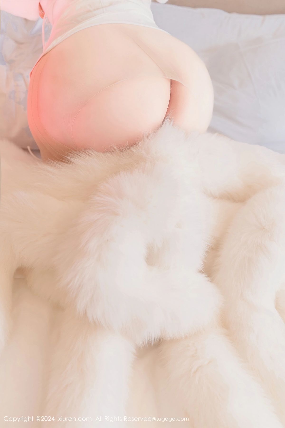 【XIUREN秀人網】20241015Vol9286伊麗莎有點白【94P】-[秀人套图]