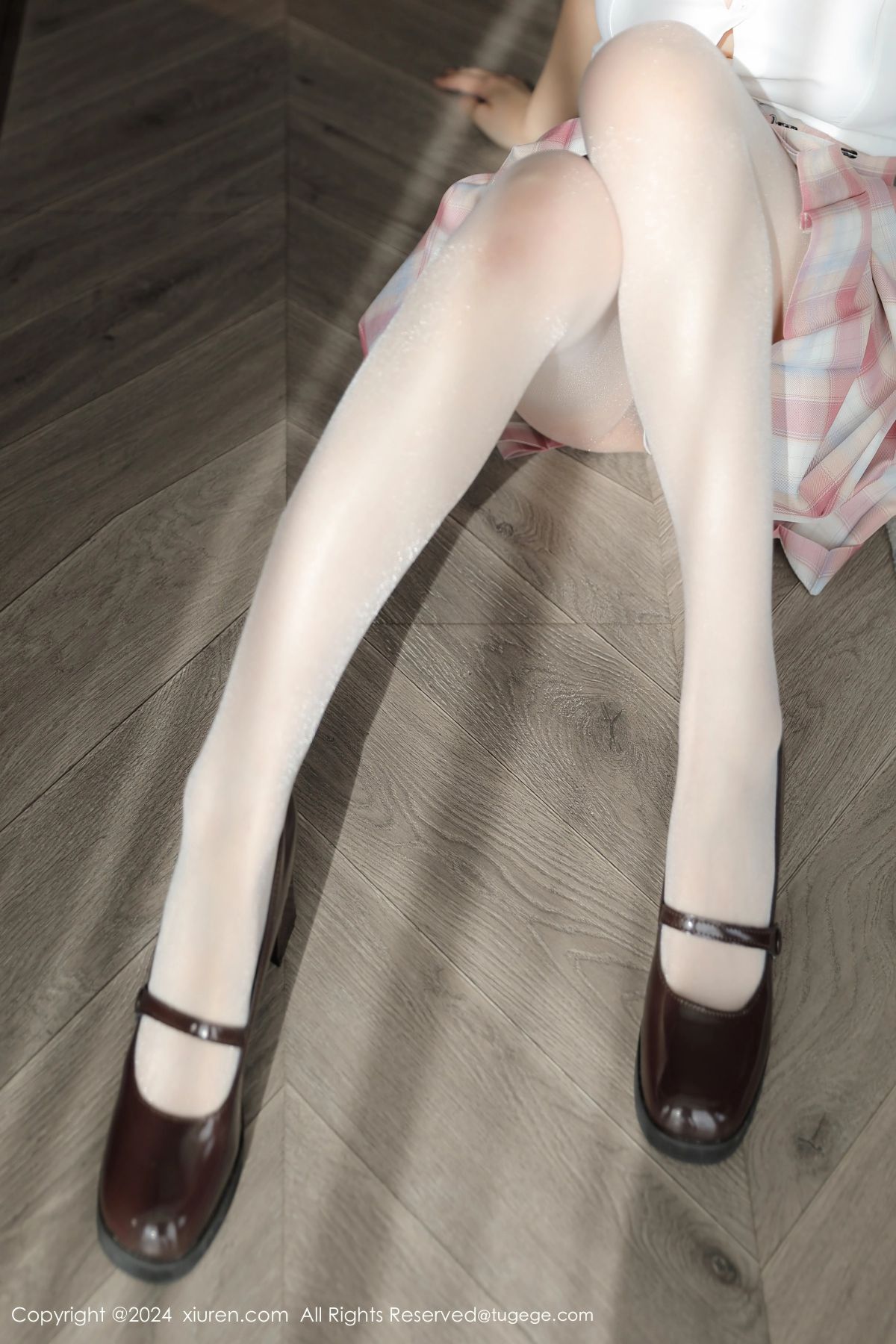 【XIUREN秀人網】20241012Vol9277袁圓【72P】-[秀人套图]