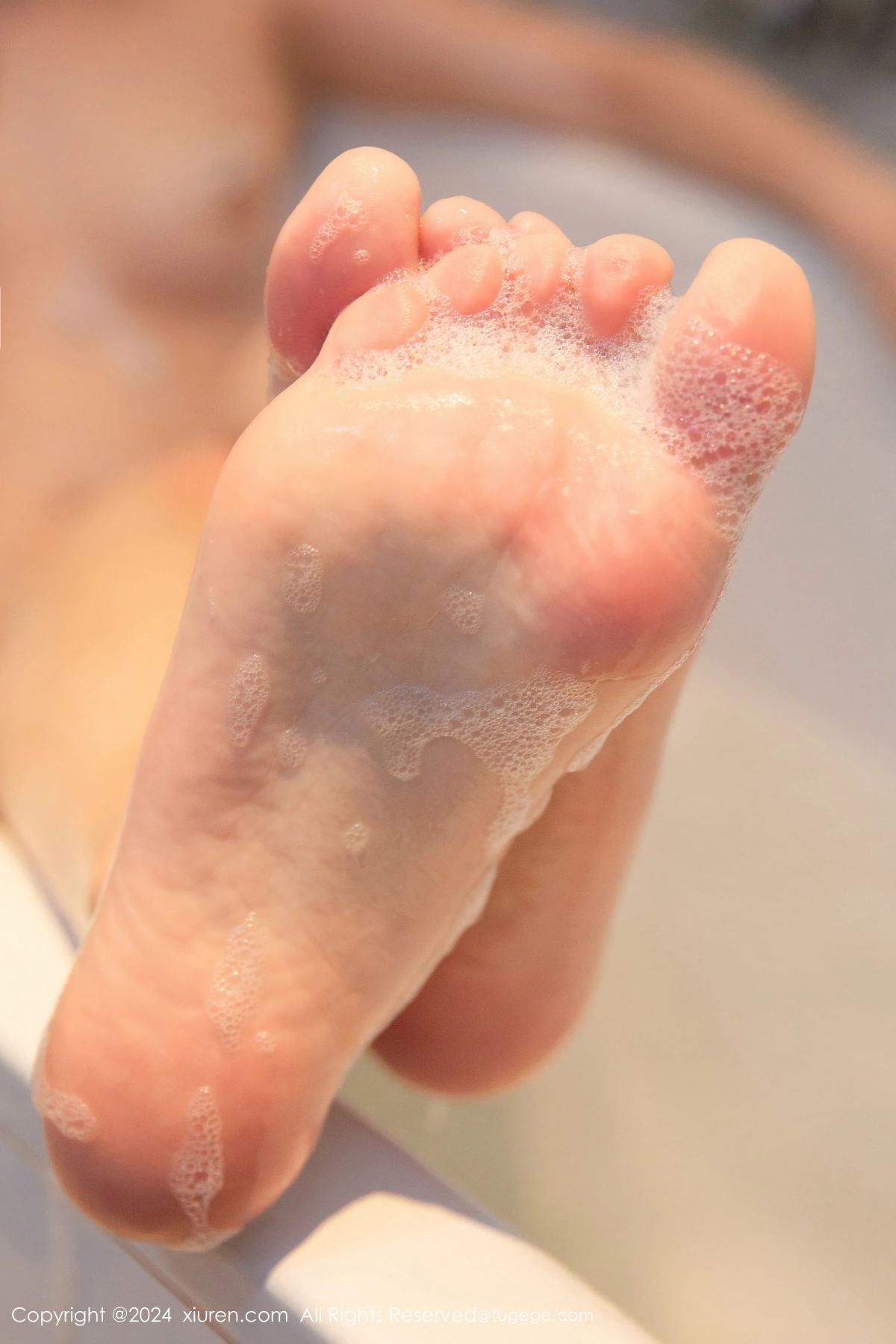 【XIUREN秀人網】20241012Vol9272劉婷婷【80P】-[秀人套图]