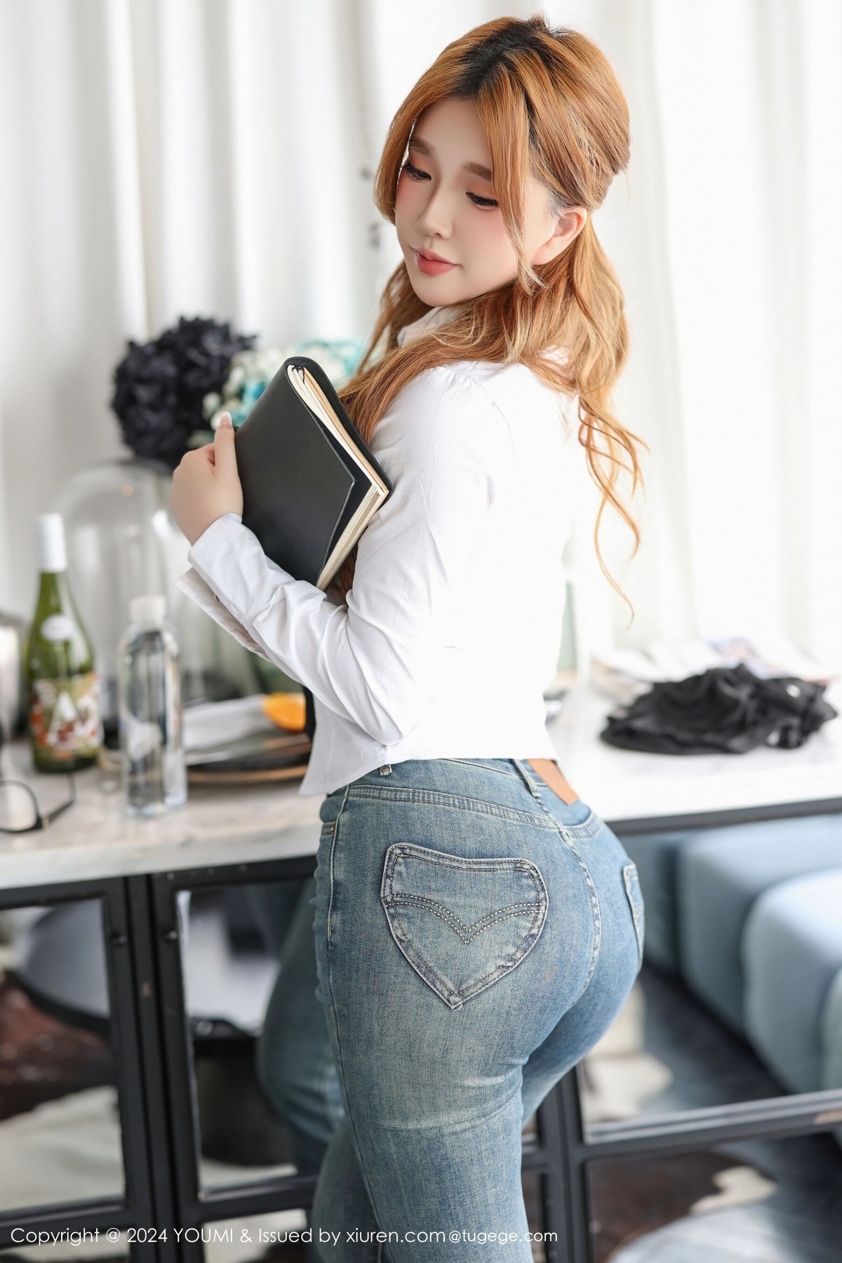 【YOUMI尤蜜薈】20241012Vol1103小海臀Rena【48P】-[秀人套图]