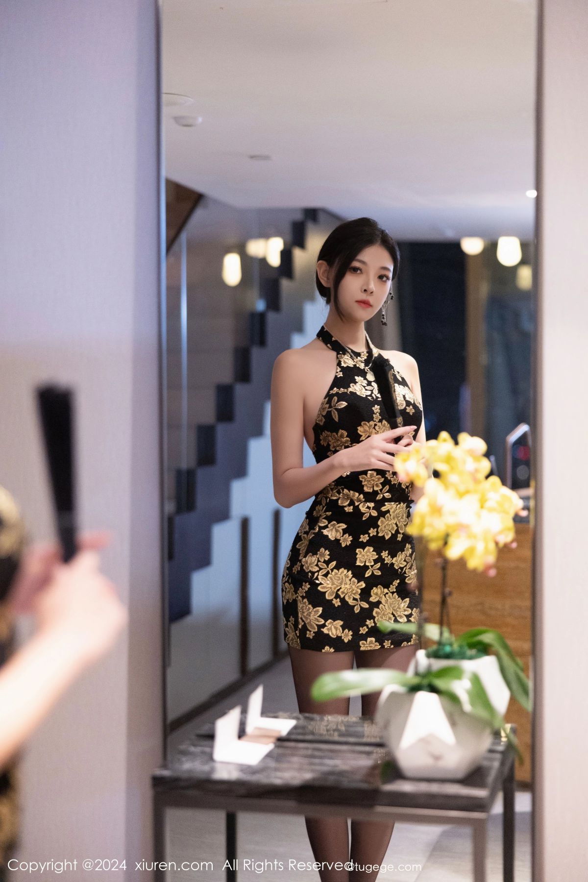 【XIUREN秀人網】20241017Vol9304初夢瑤【95P】-[秀人套图]