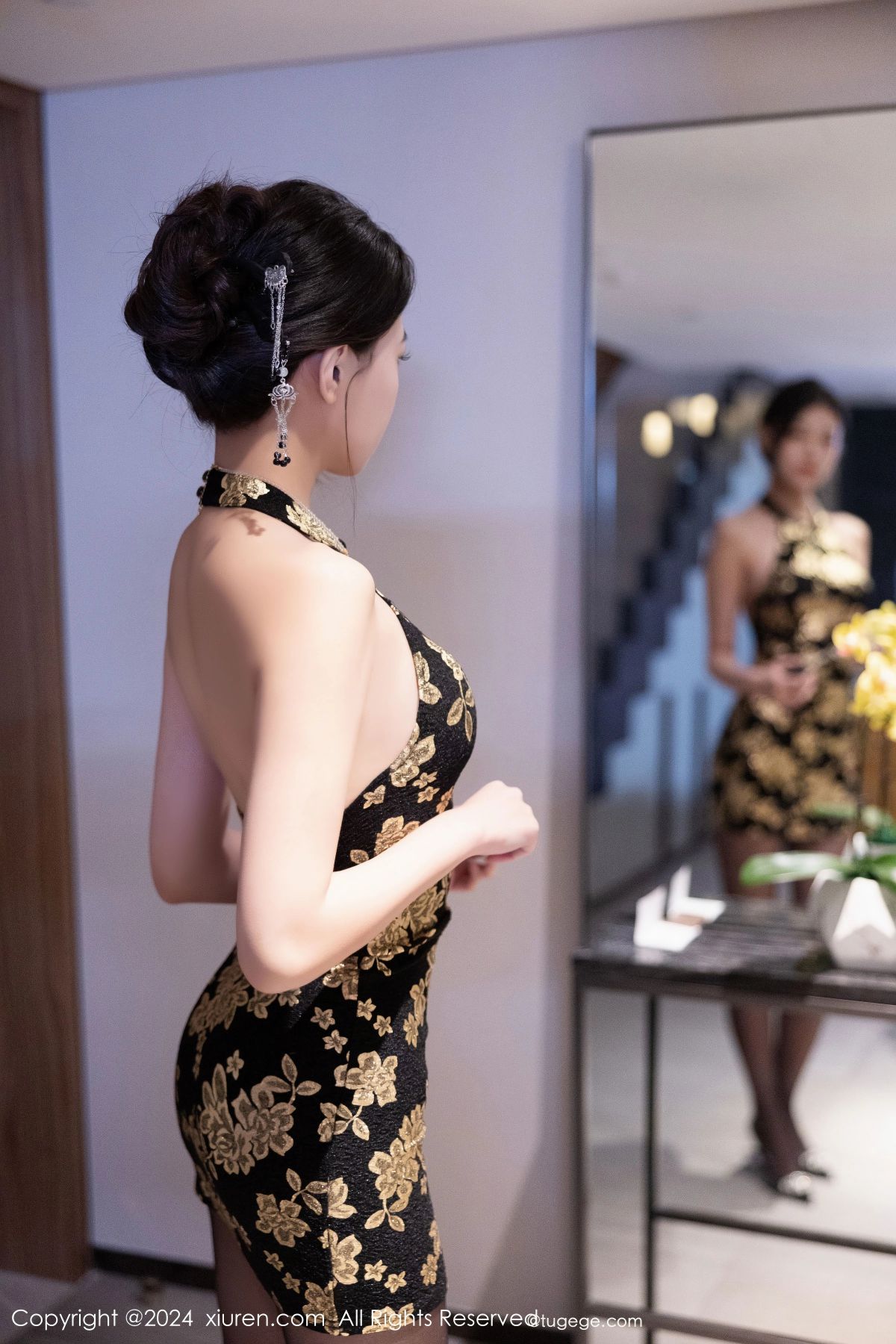 【XIUREN秀人網】20241017Vol9304初夢瑤【95P】-[秀人套图]